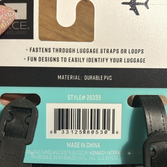 GOLDEN  Luggage tag 2pc set  first class🐶 - Picture 4 of 4